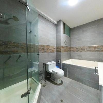 VENTA DE LINDA CASA EN PIMENTEL